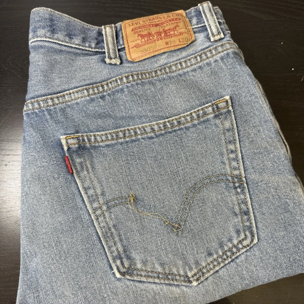 Vintage Y2K Levis 550‎ Jeans 38x30 Fits 37x29 Thrashed Red Tab Denim 100% Cotton